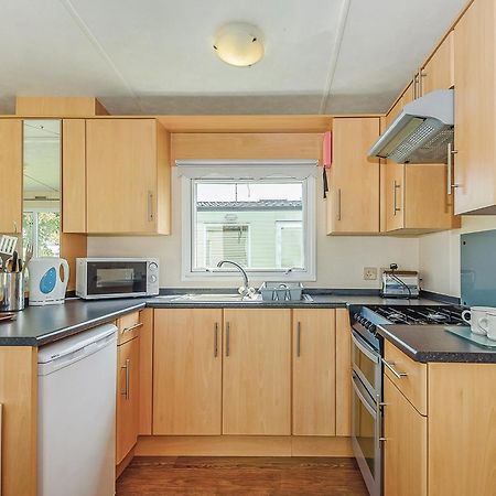 Riverside Caravan Holiday Park Bognor Regis Exterior foto
